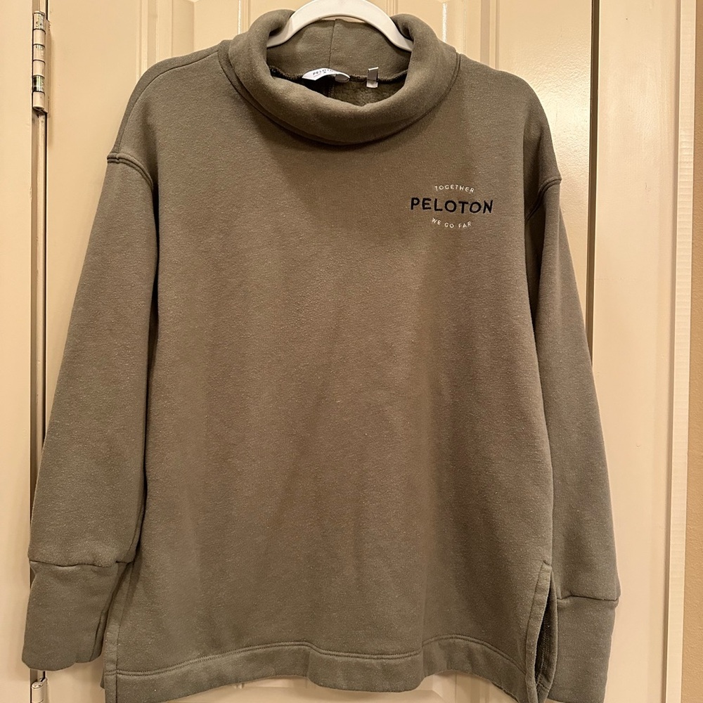 Peloton Sweatshirt M